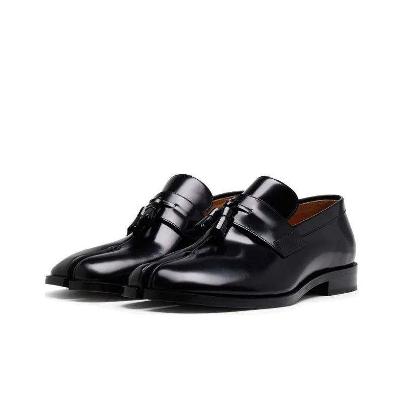 Maison Margiela Tabi Tassel-detail Leather Loafers-2