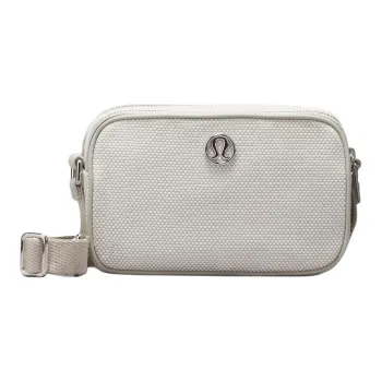 Lululemon Canvas Camera Bag, Shoulder Bag, Crossbody Bag Regular Unisex Mohave Brown & Light Ivory & Original Linen