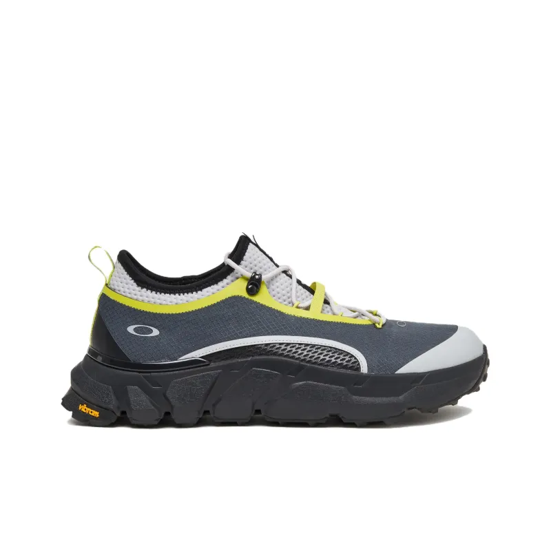 Oakley Abrasion Resistant Waterproof And Breathable Low Top Outdoor Shoes Men's Gray Yellow-1