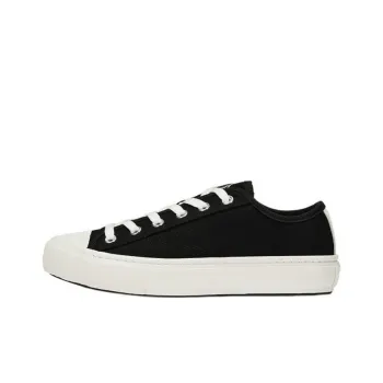 LACOSTE Low Top Canvas Shoes Men's Black