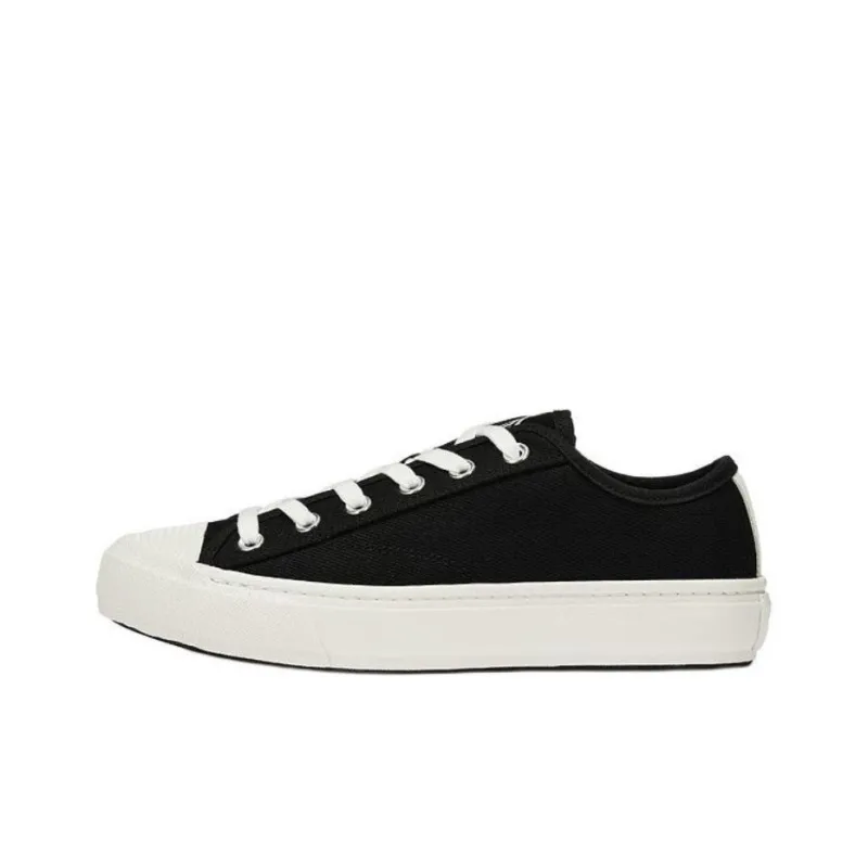LACOSTE Low Top Canvas Shoes Men's Black-0