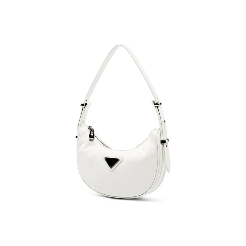 Carnival Keep Shoulder Bags-1