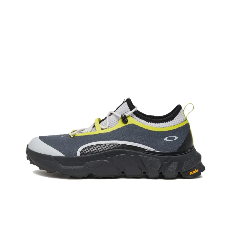 Oakley Abrasion Resistant Waterproof And Breathable Low Top Outdoor Shoes Men's Gray Yellow-0