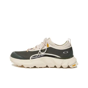 Oakley Wear resistant And Waterproof Low Top Outdoor Shoes Men's Black White