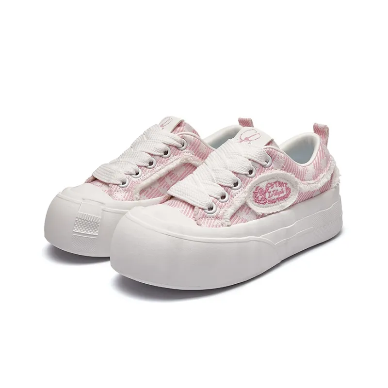 La Chapelle Height Increasing Breathable Low-Top Canvas Shoes Women's-1