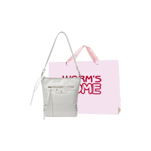 Worm's Home Shoulder Bags