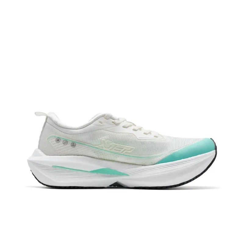 XTEP One piece Molded 2nd Generation Cushioning Wear Resistant Low Top Sprint Training Running Shoes Men's Sky Piercer-1