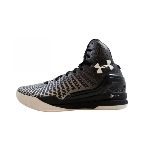 Under Armour ClutchFit Drive Basketball Shoes Men Mid-Top Black/White