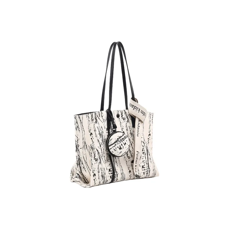 TTaG．baG Shoulder Bags White-1