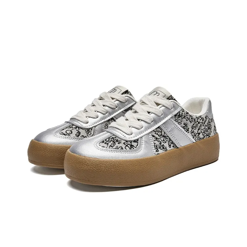La Chapelle Height Increasing Wear Resistant Low Top Skateboard Shoes Women's-1