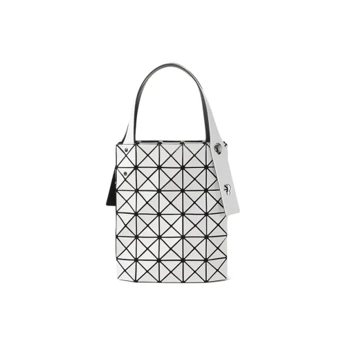 ISSEY MIYAKE Handbags