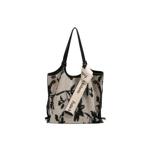 TTaG．baG Shoulder Bags