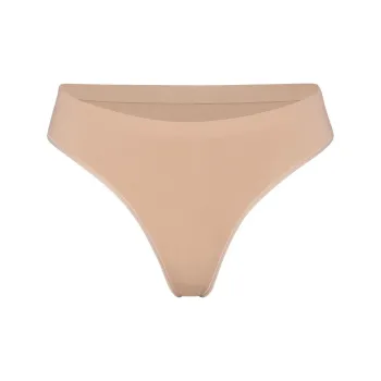 SKIMS SOFT SMOOTHING SEAMLESS THONG Underpants Women's 1 Pack CLAY/Clay
