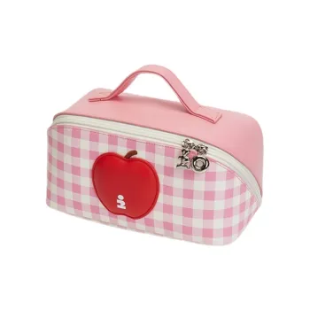 Tagi. Travel Storage Bag The Berries.