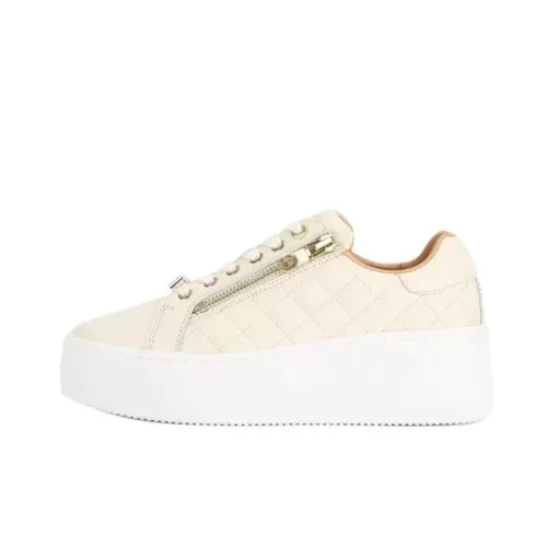 Kurt Geiger London booted Low-Top Casual Shoes 5.5cm Women's Beige