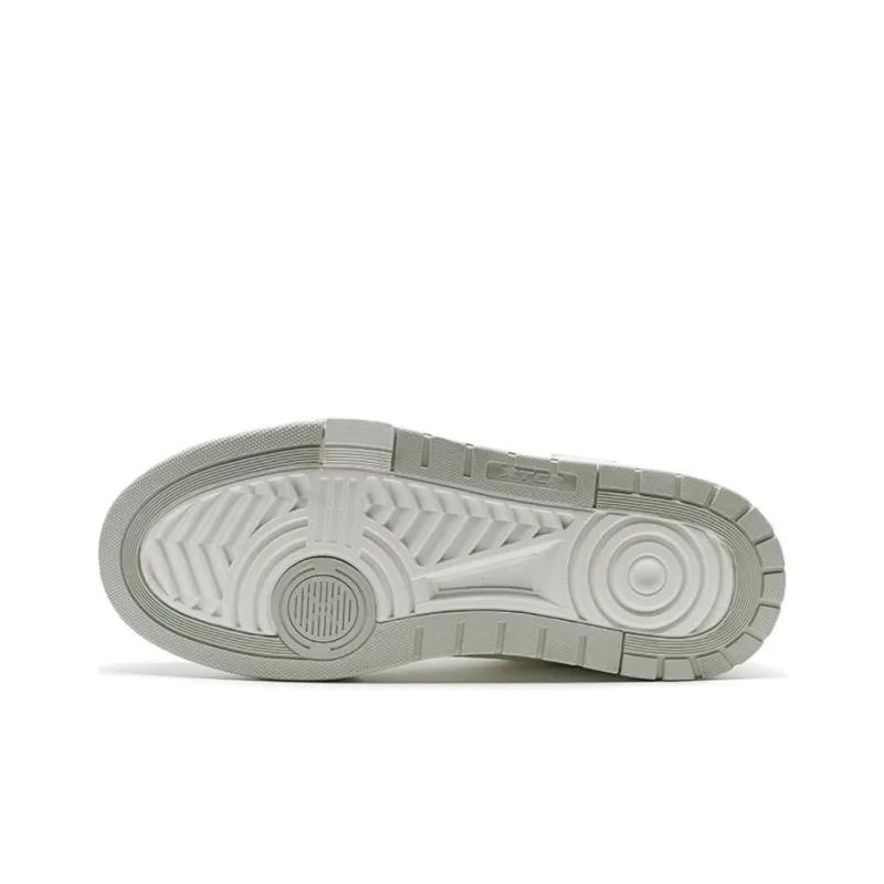 XTEP Tianji IV Slip Resistant Low Top Skateboard Shoes Women's White Green-5