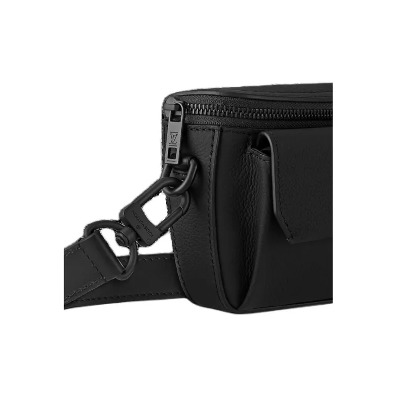 LOUIS VUITTON Pilot Wearable Wallet-3