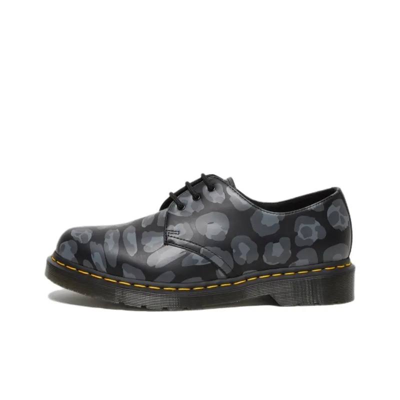 Dr. Martens 1461 Distorted-0