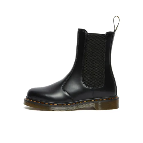 Dr. Martens Smooth Chelsea Boots