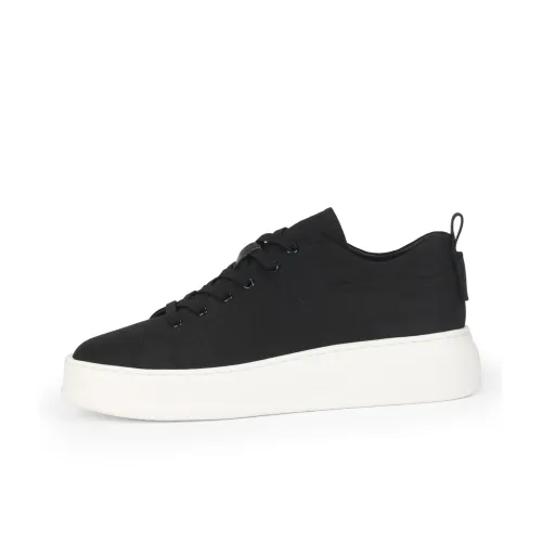 TIEKE Canvas Shoes Men Low-Top Black