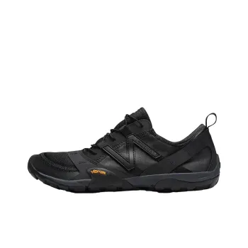 New Balance MT10O Issey Miyake Black