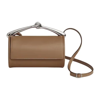 HERMES Maximors Swift Calfskin Portable Crossbody Bag, Shoulder Bag Women's D0 Beige De Weimar Dog Beige