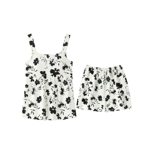 The Story Of The Flower Season Pajama Set Women's White