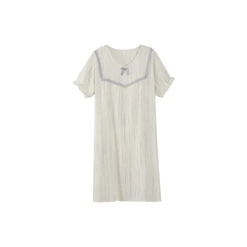 Nodos Shield Women's Nightgowns