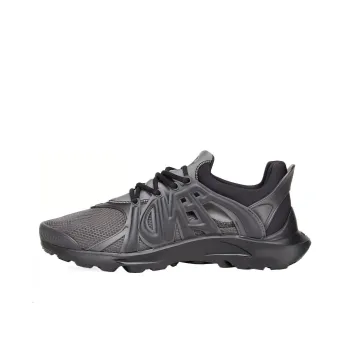 FENDI Tag Lace Up Sneakers