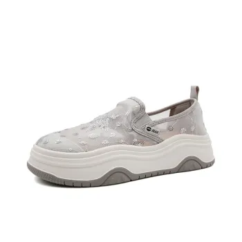 Joy&Mario Low Top Skateboard Shoes Women's