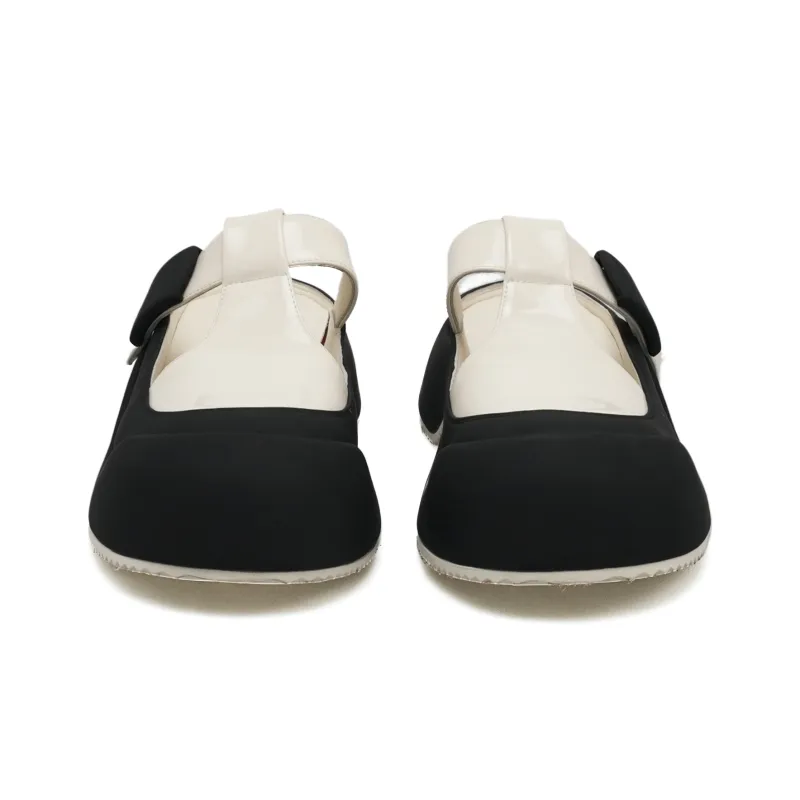 CORINNA DI MARSALA Cut Out Slip Resistant Wrap toe Slippers Women's-11