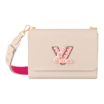 LOUIS VUITTON Twist Mm