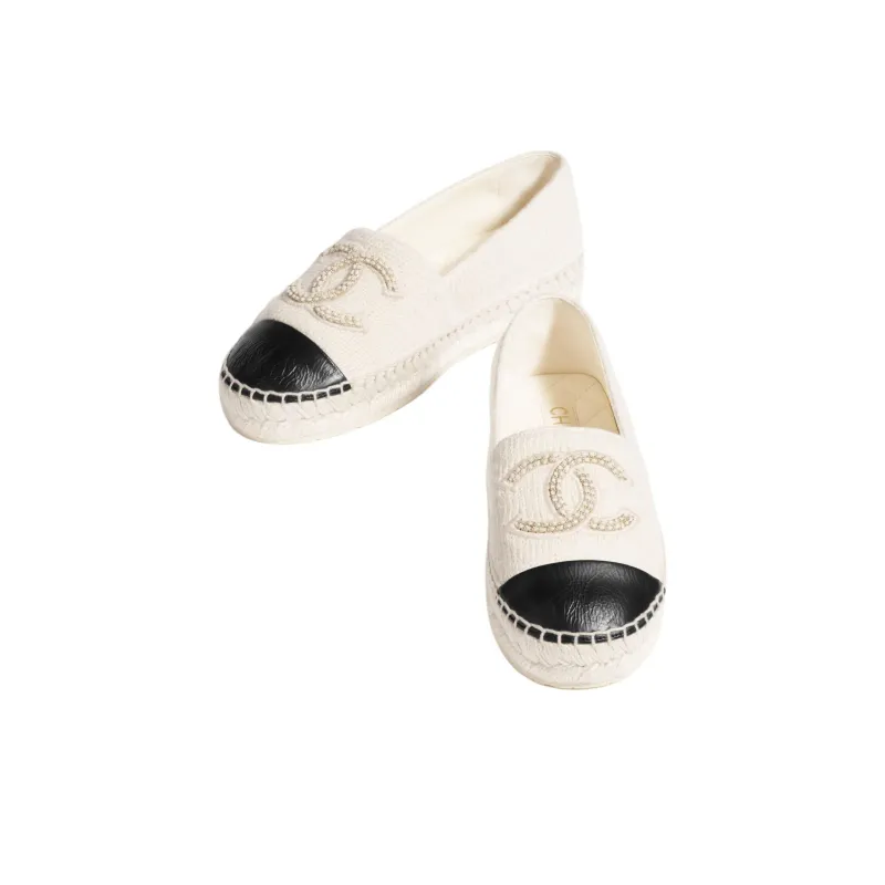CHANEL 24B Espadrilles Women's White Black-2