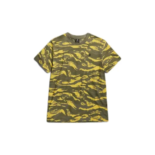 G-STAR RAW T-Shirts Men Yellow Camouflage