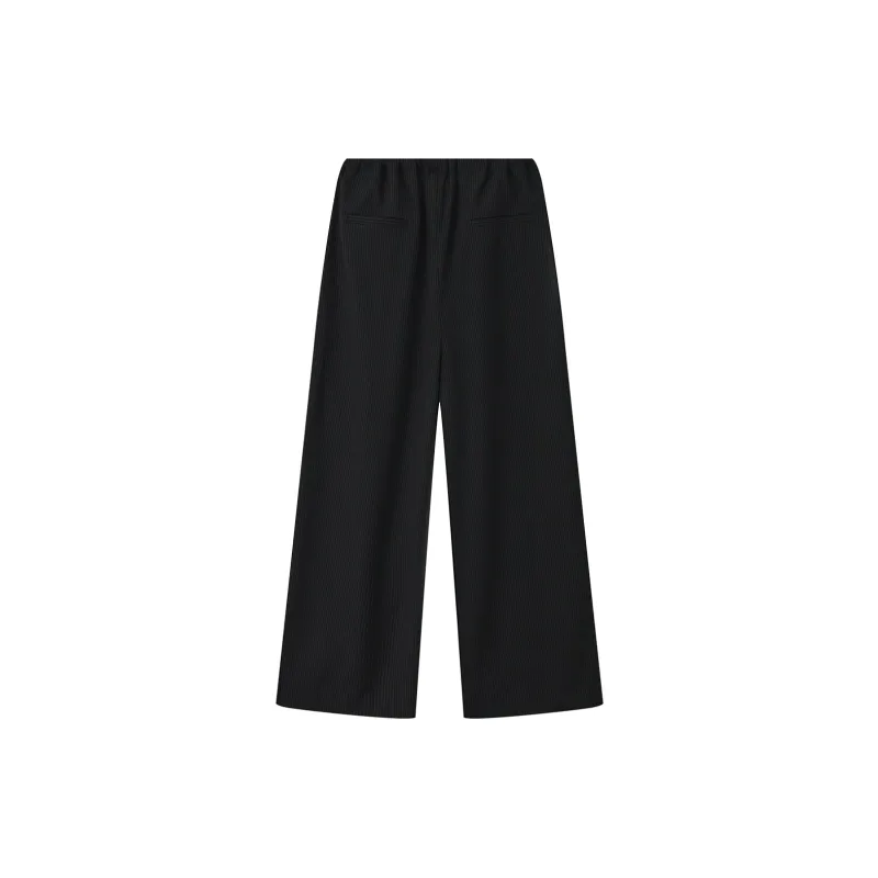 THE SEA LIFE Casual Pants Women's Black Mage-1