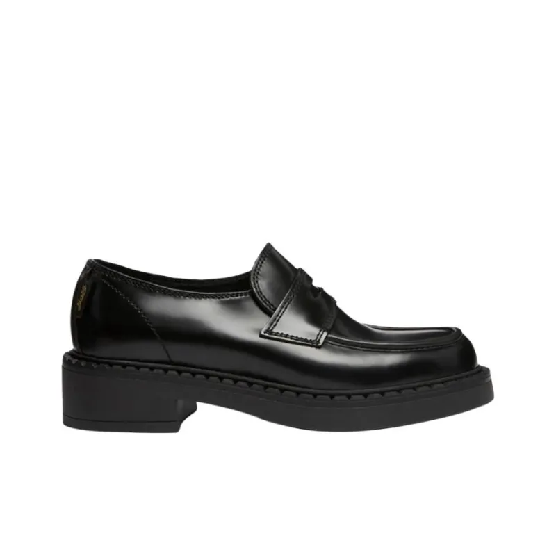 G.H. Bass & Co. Albany II Loafers Women's Black-1