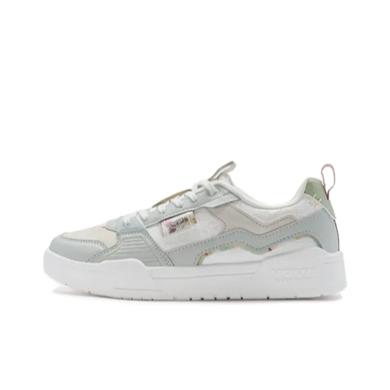 XTEP New Year Collection Anti Slip Wear Resistant Low Top Skateboard Shoes Women's White Green-0