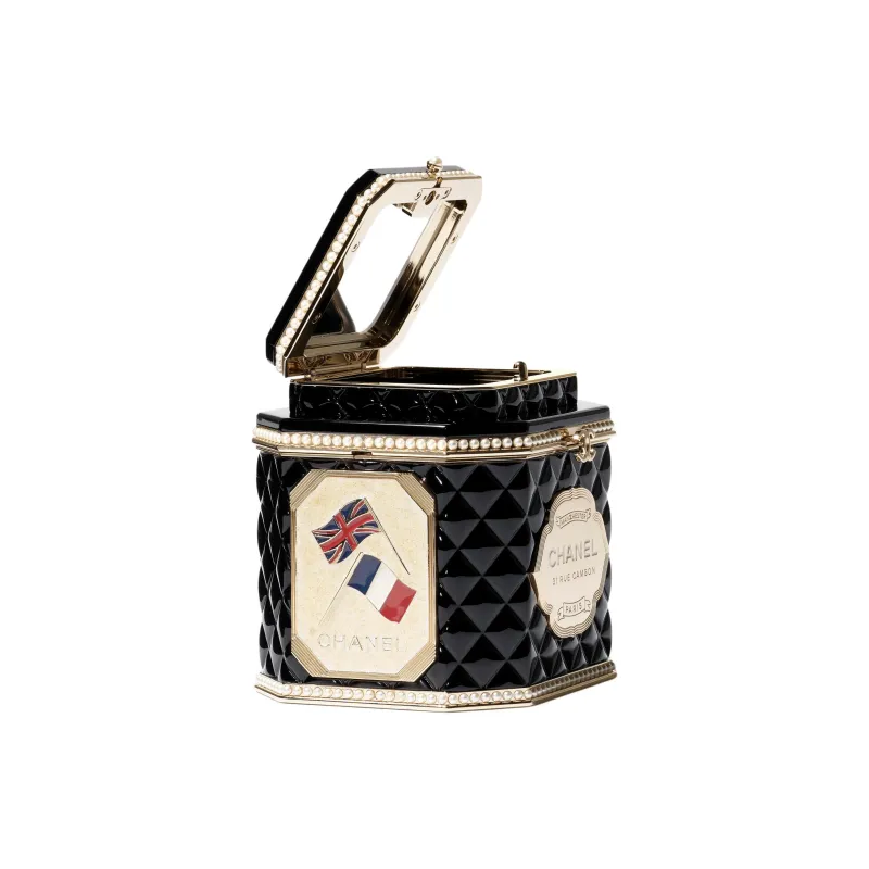 CHANEL Resin Artificial Pearl Enamel Evening Bag, Crossbody Bag, Shoulder Bag Women's Black & Gold-3