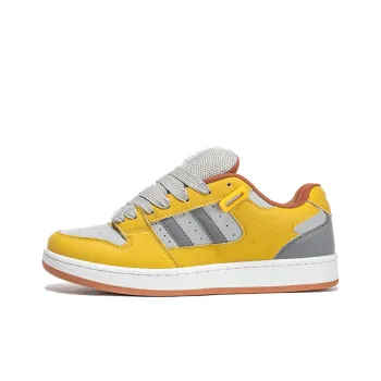HOMDOON Coverage Wear Resistant Low Top Skateboard Shoes Unisex Orange Juice