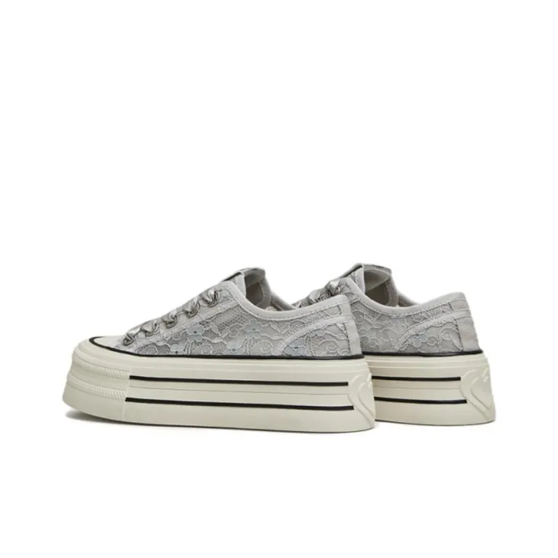 TATA Skateboard Shoes Women's Low Top Solid Color-4