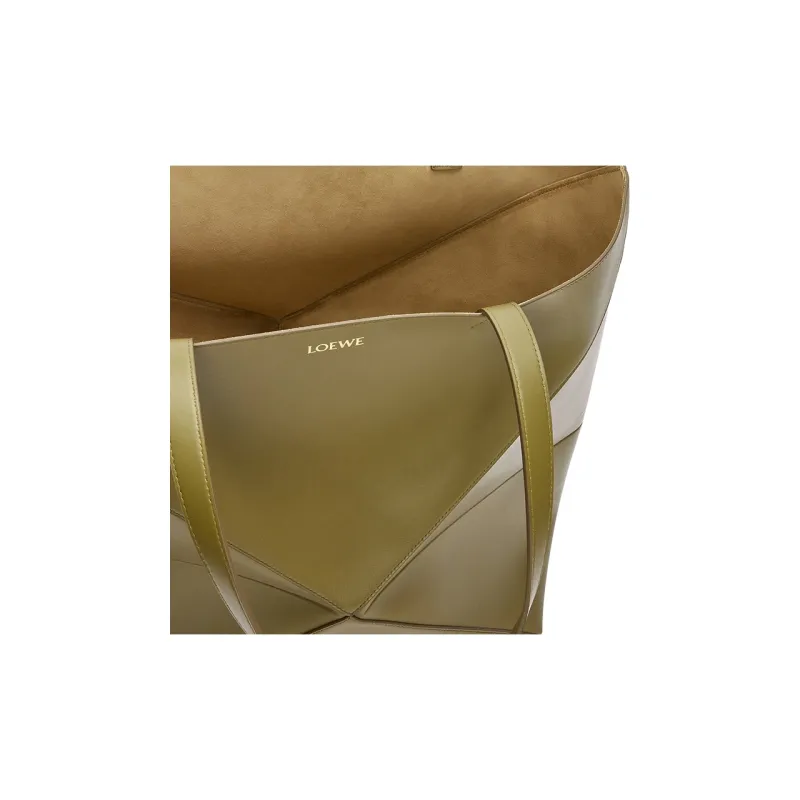 LOEWE Shiny Cow Leather Tote Bag, Shopping Bag, Shoulder Bag, Handbag Extra Large Men's Olive-7
