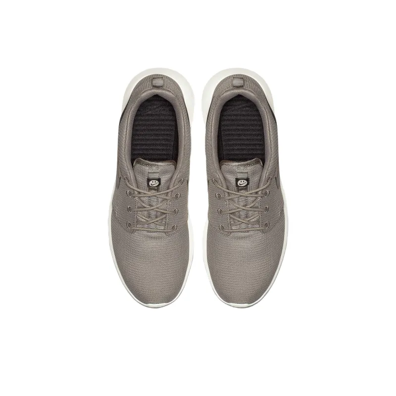 Nike Roshe One 'Light Taupe'-3