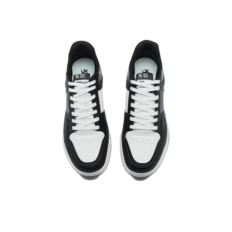 Sanrio x XTEP Gene Slip Resistant Low Top Skateboard Shoes Men's Black White-4