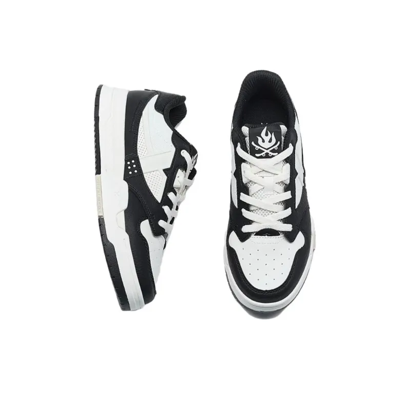XTEP Yujie Anti Slip Wear Resistant Low Top Skateboard Shoes Women's Black White-3