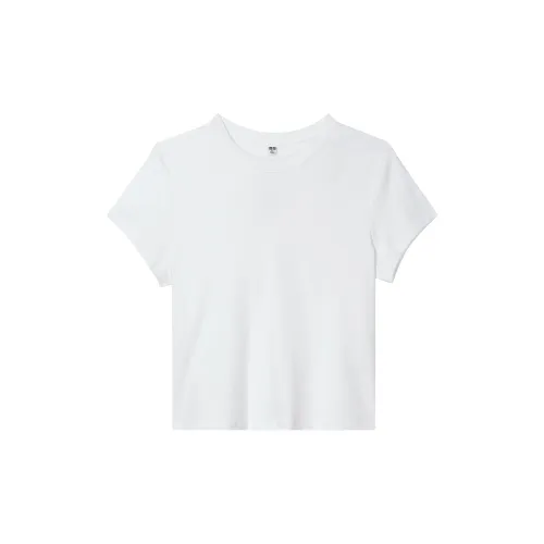 UNIQLO T-Shirts Women's