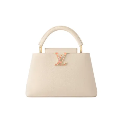LOUIS VUITTON Capucines Bb