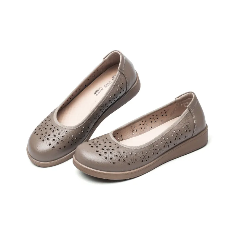 Cigna Clogs Women's-1