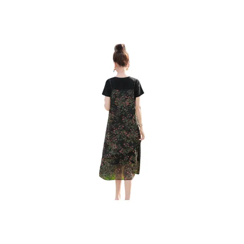 Cypress House Short-Sleeved Dresses Women's Black Top Red Bottom With Flowers
