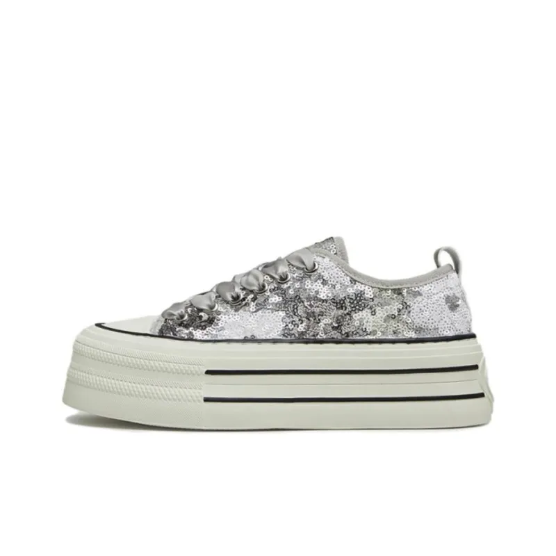 Tata Low Top Skateboard Shoes Women's-0