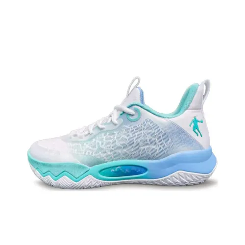 QIAODAN Wind Blade 4 TEAM Slip Resistant Low Top Basketball Shoes Men's Blue White